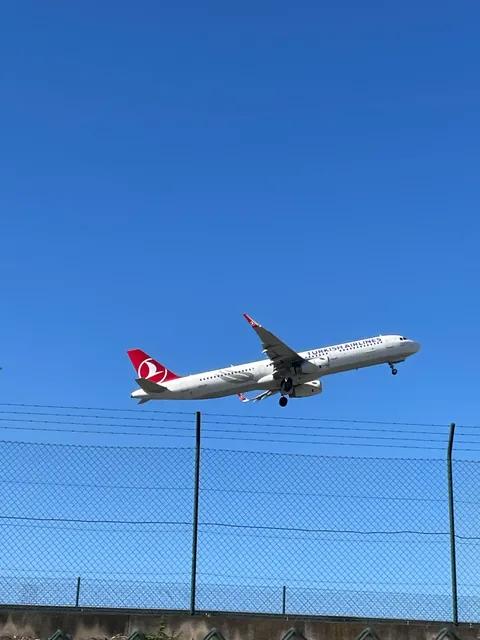 Ruta ida y vuelta Aeropuerto – 2026-09-06